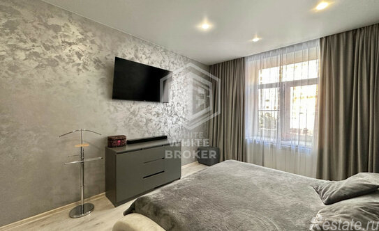 Продажа 3-комн квартиры на вторичном рынке Химки, улица Германа Титова,  д. 14 к1