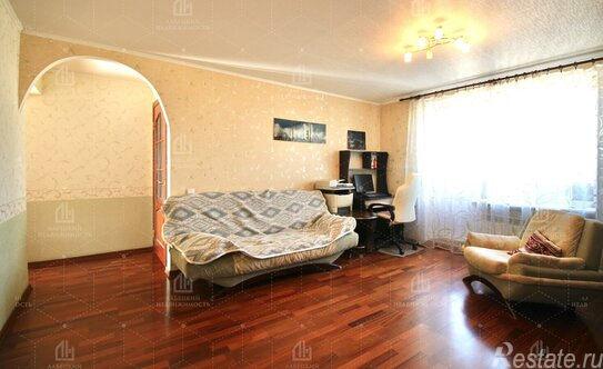 Продажа 3-комн квартиры на вторичном рынке улица Бадаева,  д. 5