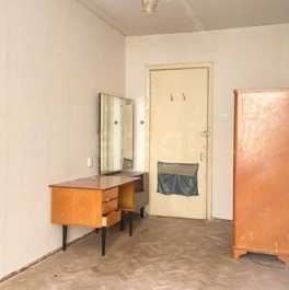 Продажа 3-комн квартиры на вторичном рынке линия 8-я В.О.,  д. 45/34