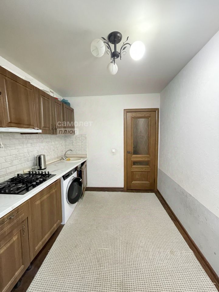 Продажа 3-комн квартиры на вторичном рынке Авиационный мкр, улица Королева,  д. 4