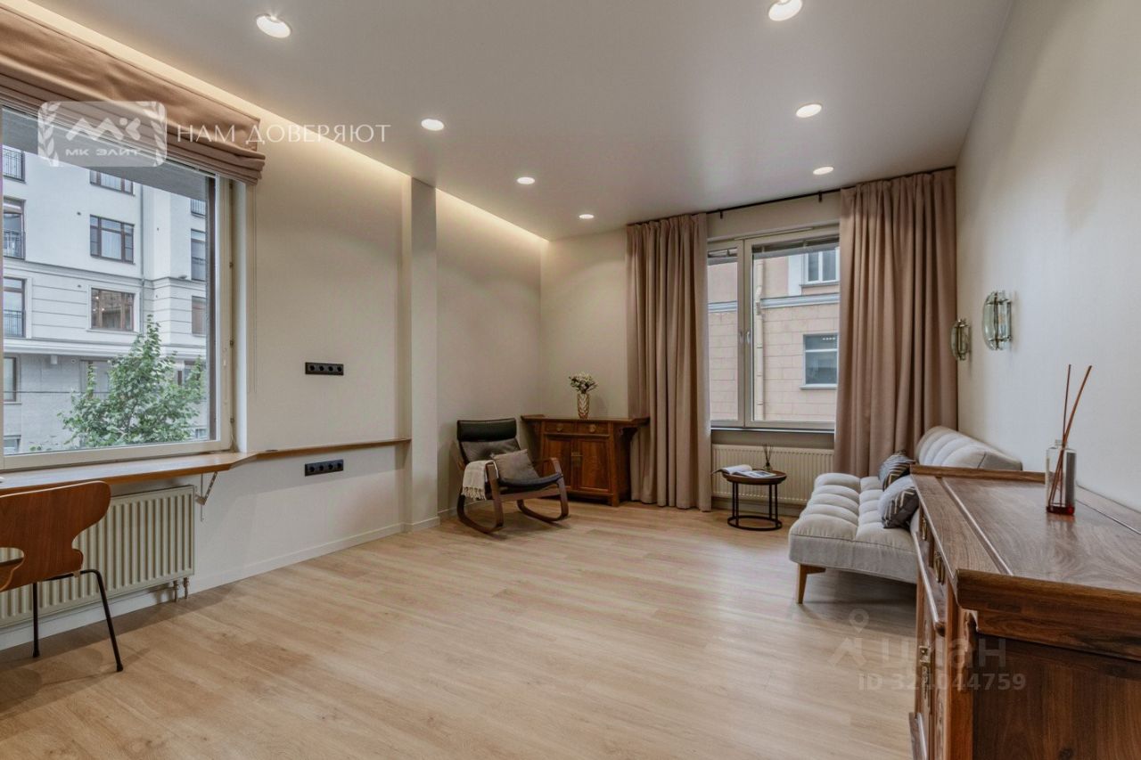 Продажа 3-комн квартиры на вторичном рынке Корпусная улица, 3