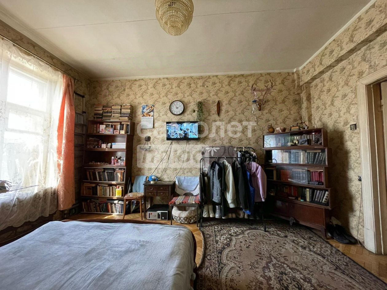 Продажа 2-комн квартиры на вторичном рынке Краснохолмская набережная, 1/15