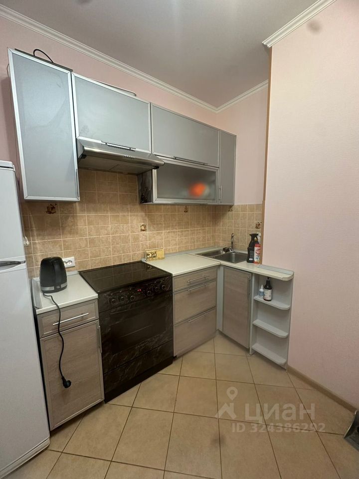 Аренда 1-комн квартиры на вторичном рынке улица Новаторов, 4К5