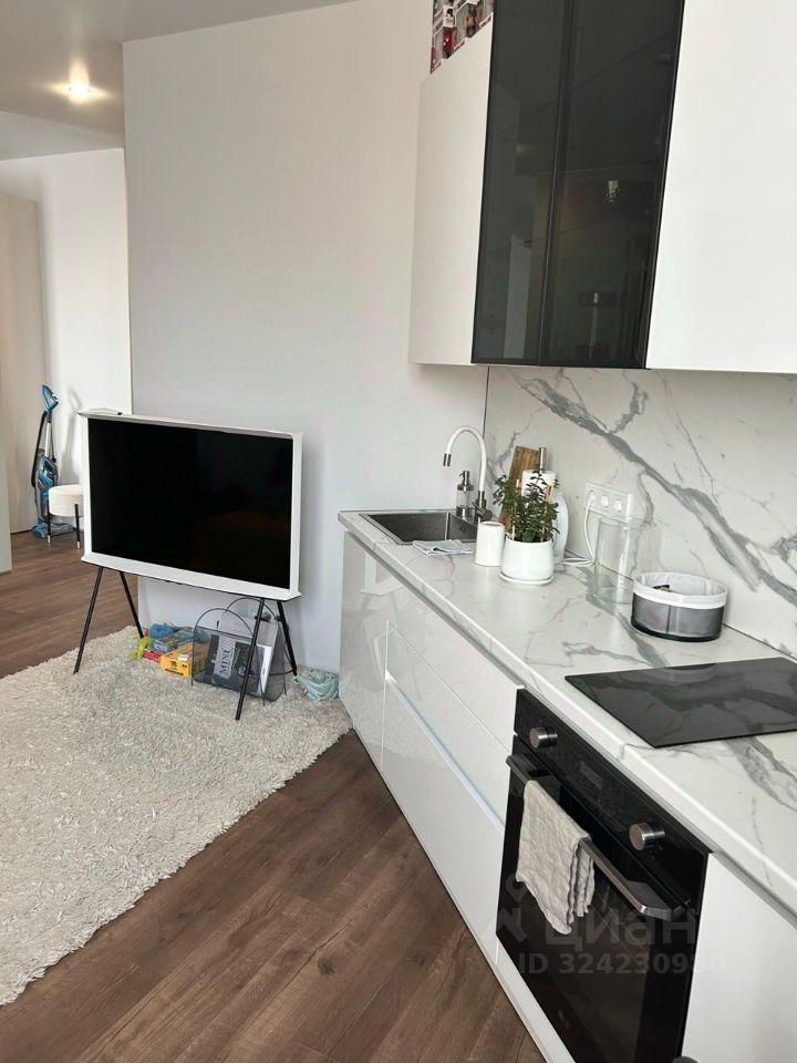 Аренда 1-комн квартиры на вторичном рынке Одинцово, улица Сколковская, 9А