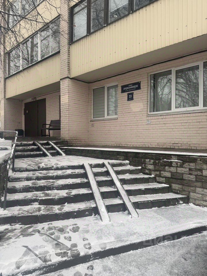 Продажа 1-комн квартиры на вторичном рынке улица Орджоникидзе, 33