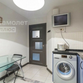 Продажа 3-комн квартиры на вторичном рынке Севастопольский проспект