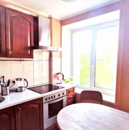 Продажа 3-комн квартиры на вторичном рынке Хохловский переулок,  д. 10 с7