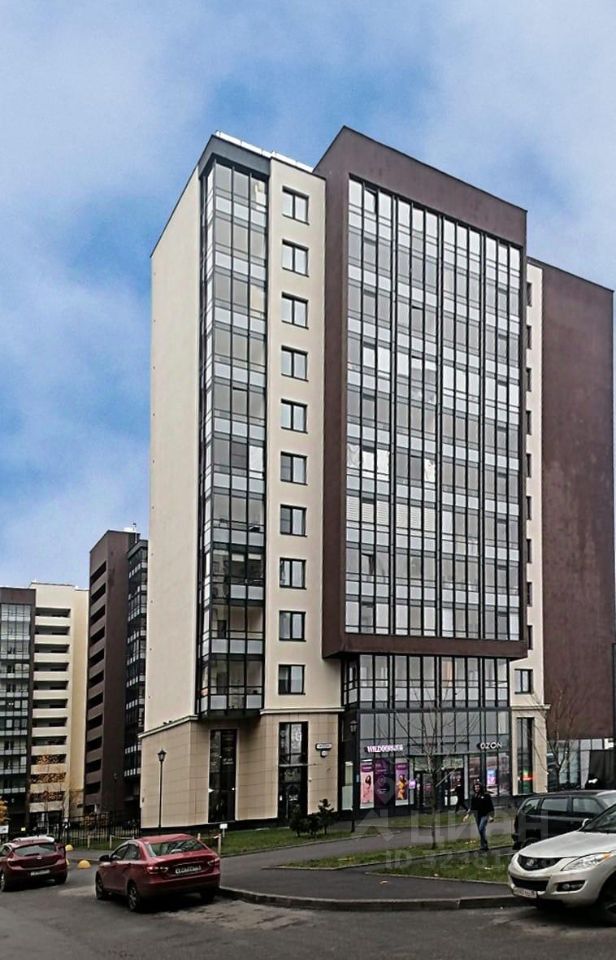 Продажа 1-комн квартиры на вторичном рынке проспект Ветеранов, 175