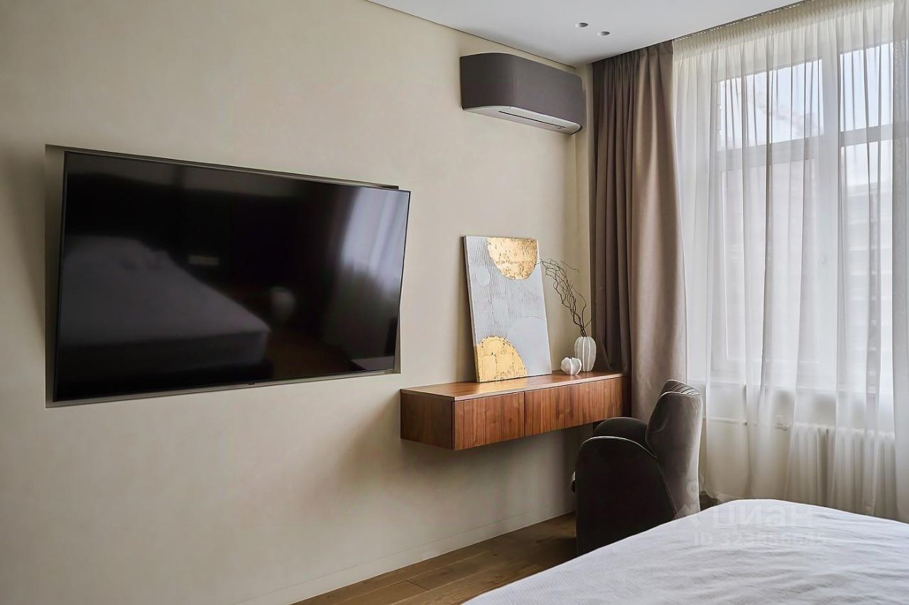 Продажа 3-комн квартиры на вторичном рынке 2-я Фрунзенская улица, 2/36