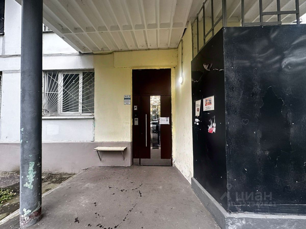 Продажа 2-комн квартиры на вторичном рынке Есенинский бульвар, 9К5