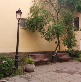 Продажа 4-комн квартиры на вторичном рынке Галерная улица,  д. 44