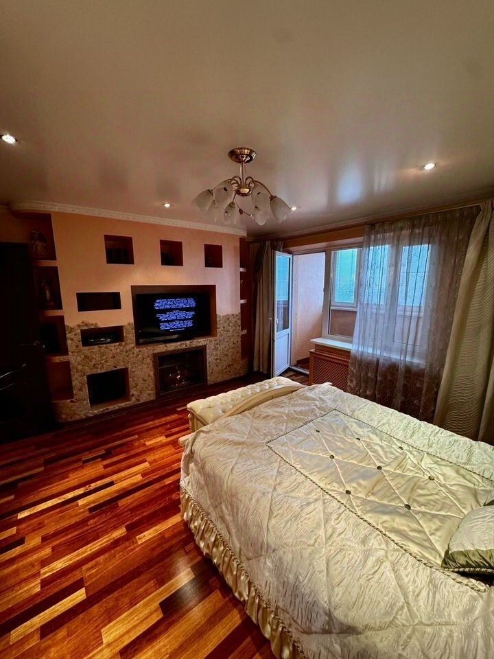 Продажа 2-комн квартиры на вторичном рынке Реутов, Советская улица, 37