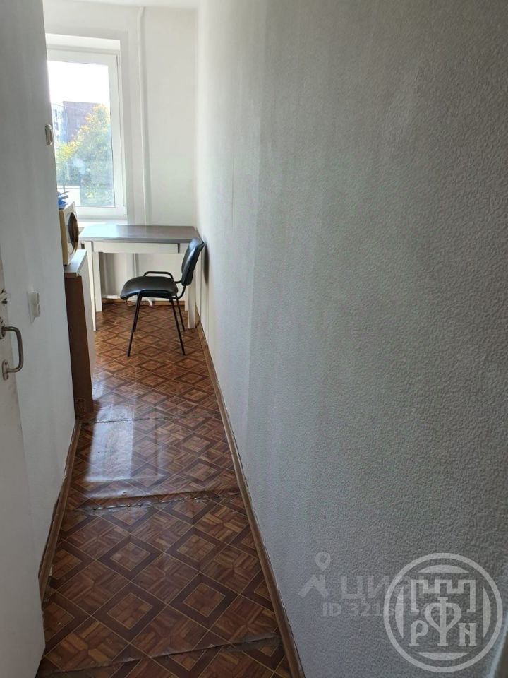 Продажа 1-комн квартиры на вторичном рынке Сланцы, улица Кирова, 12