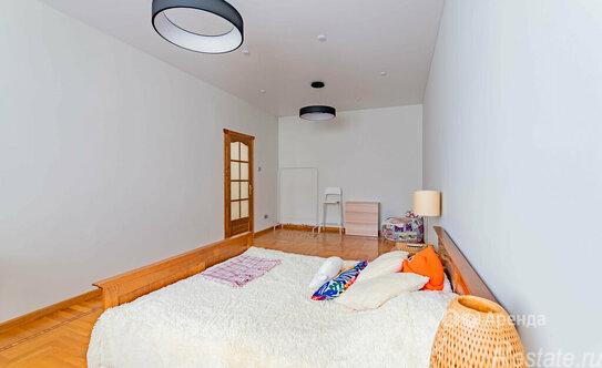 Аренда 3-комн квартиры на вторичном рынке улица Гарибальди,  д. 36