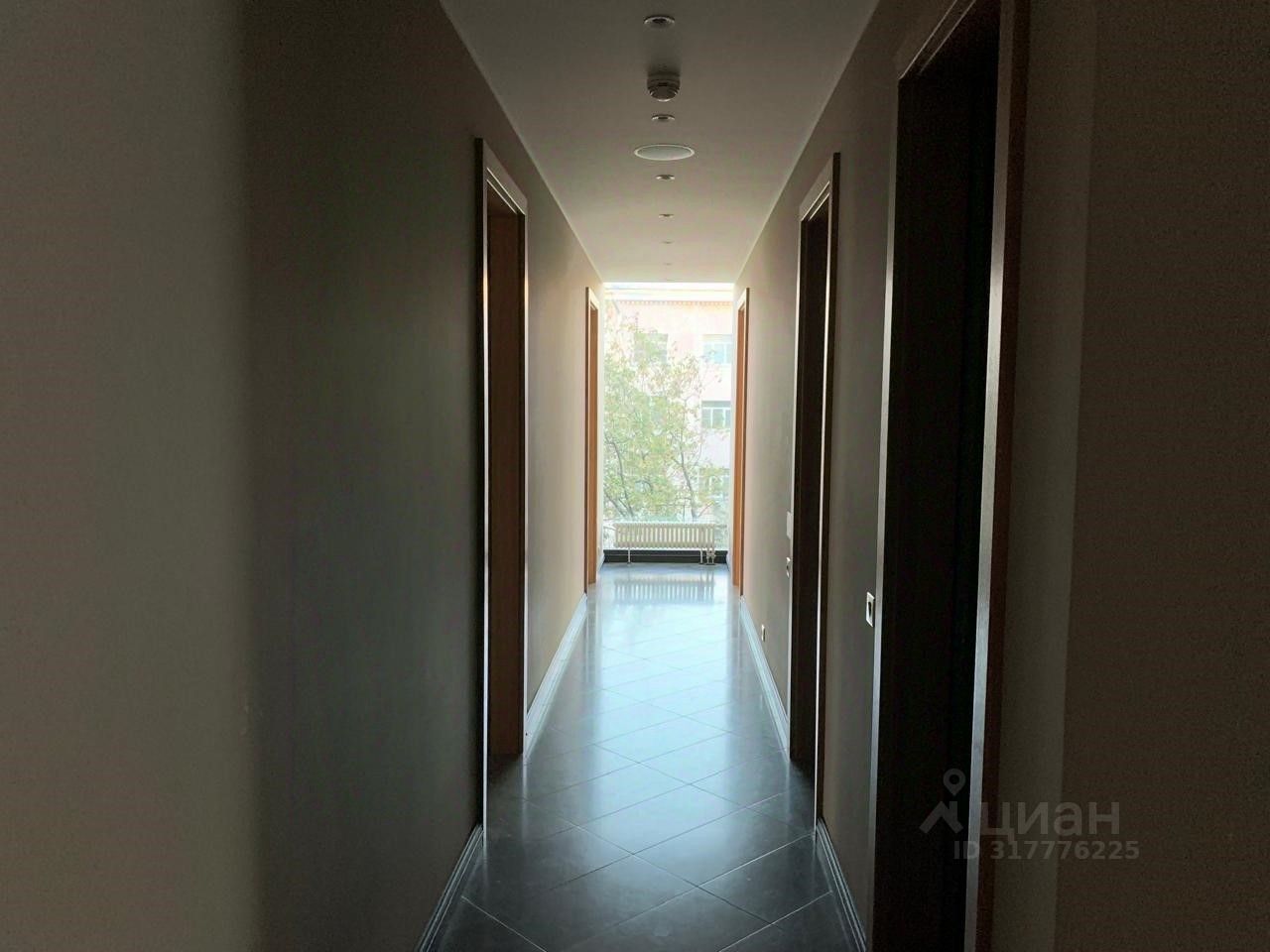 Продажа 5-комн квартиры на вторичном рынке улица Климашкина, 17С2