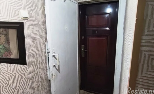 Продажа 1-комн квартиры на вторичном рынке Войсковицы, площадь Манина,  д. 4