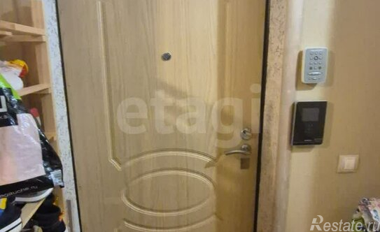 Продажа 2-комн квартиры на вторичном рынке Петергофское ш,  д. 45