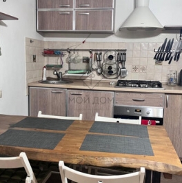 Продажа 2-комн квартиры на вторичном рынке Октябрьский, ул Калинина,  д. 1В