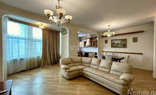 Продажа 4-комн квартиры на вторичном рынке проспект Маршала Жукова,  д. 30