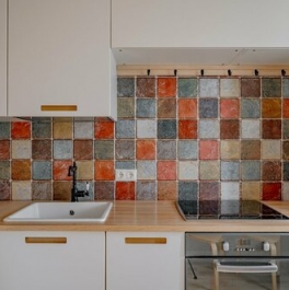 Продажа 1-комн квартиры на вторичном рынке Базовская улица,  д. 15 к8