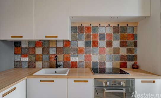 Продажа 1-комн квартиры на вторичном рынке Базовская улица,  д. 15 к8