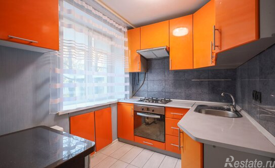Продажа 2-комн квартиры на вторичном рынке Подольск г, Климовск мкр, Симферопольская ул,  д. 17
