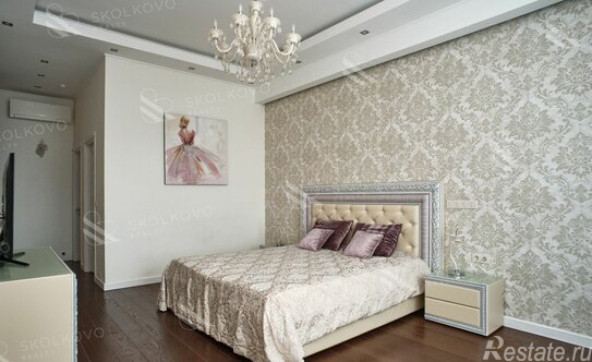 Продажа 3-комн квартиры на вторичном рынке ул Мосфильмовская,  д. 8,  к. 1