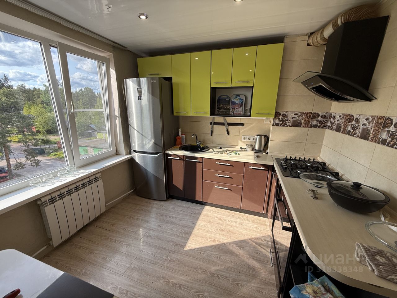 Продажа 2-комн квартиры на вторичном рынке Выборг, улица Имени А.К. Харитонова, 68