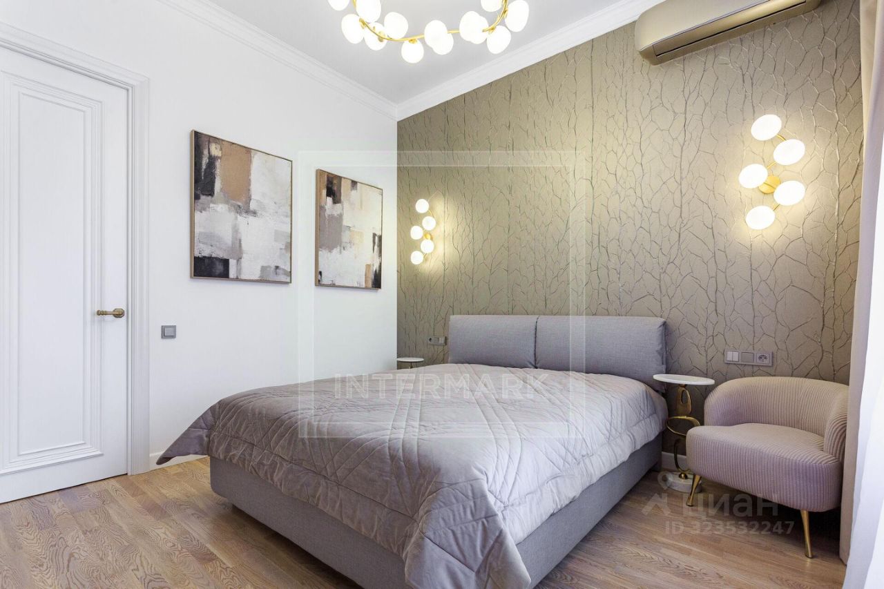 Аренда 2-комн квартиры на вторичном рынке Фрунзенская набережная, 48