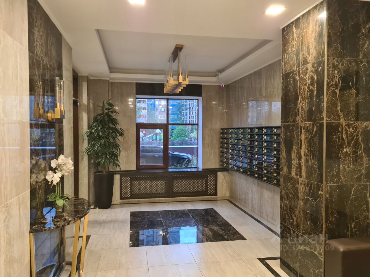 Продажа 2-комн квартиры на вторичном рынке Ленинский проспект, 103