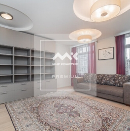 Продажа 5-комн квартиры на вторичном рынке Мичуринская улица,  д. 4