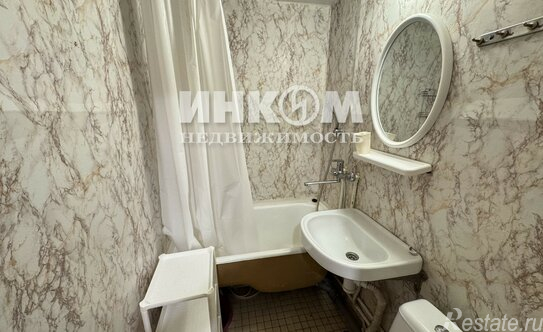 Продажа 1-комн квартиры на вторичном рынке Парковая 16-я ул,  д. 18