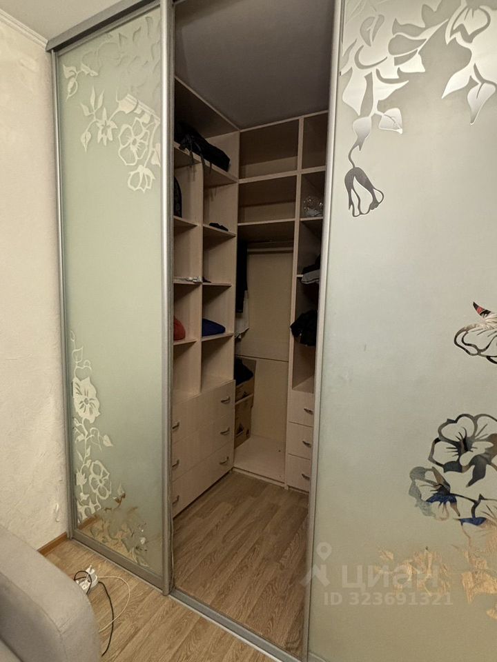 Продажа 1-комн квартиры на вторичном рынке улица Адмирала Трибуца, 7