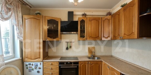 3-комн квартира улица Маршала Тухачевского,  д. 29