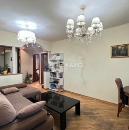 Продажа 3-комн квартиры на вторичном рынке Ленинский пр-кт,  д. 129 к1