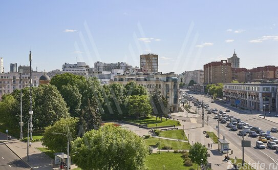 Продажа 4-комн квартиры на вторичном рынке Полянка Б. ул,  д. 9