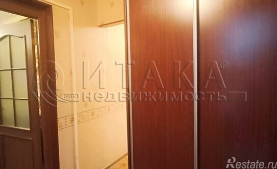 Продажа 3-комн квартиры на вторичном рынке проспект Испытателей,  д. 28 к3