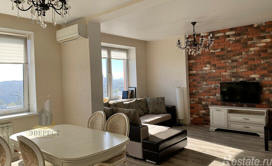 Продажа 3-комн квартиры на вторичном рынке Юбилейный, Комитетская улица,  д. 7