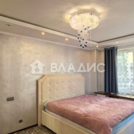 Продажа 3-комн квартиры на вторичном рынке Красногорск г, Космонавтов б-р,  д. 1