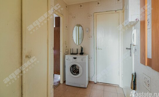 Продажа 3-комн квартиры на вторичном рынке ул Белы Куна,  д. 13,  к. 2
