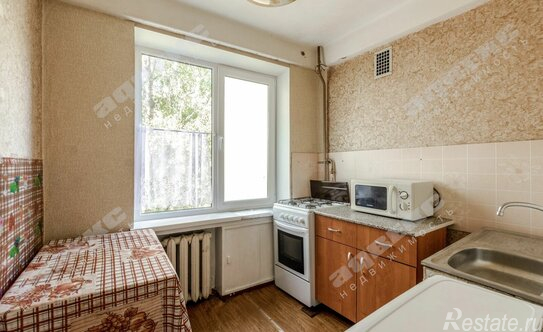 Продажа 2-комн квартиры на вторичном рынке Витебский пр-кт,  д. 21 к1