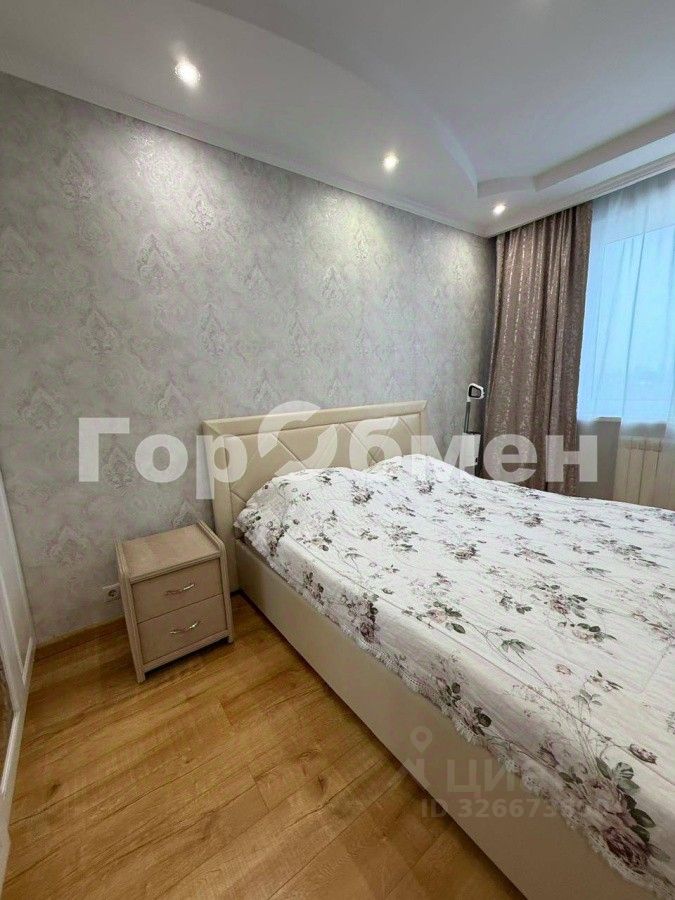 Продажа 3-комн квартиры на вторичном рынке Дрожжино пгт, улица Южная, 11
