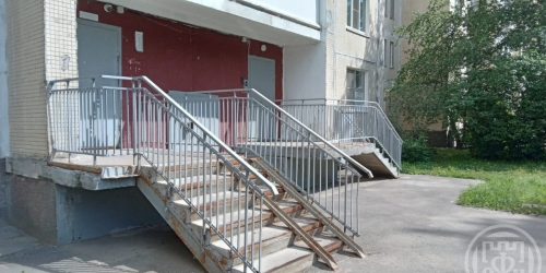 1-комн квартира Коммуны ул. ,  д. 32,  к. 2