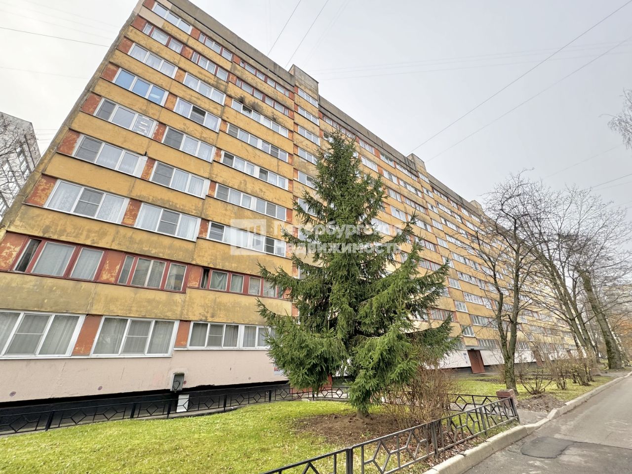 Продажа 3-комн квартиры на вторичном рынке проспект Луначарского, 80К4