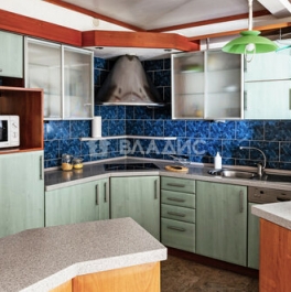 Продажа 5-комн квартиры на вторичном рынке Капитанская улица,  д. 5