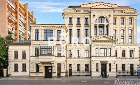 Продажа 4-комн квартиры на вторичном рынке Никитская Б. ул,  д. 45