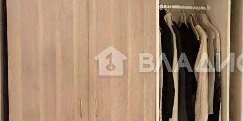 2-комн квартира улица Моисеенко, 7/40