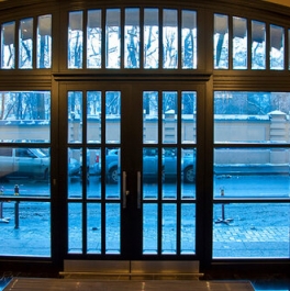 Аренда 4-комн квартиры на вторичном рынке Колымажный переулок,  д. 10