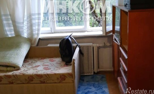 Продажа 2-комн квартиры на вторичном рынке Крюковская улица