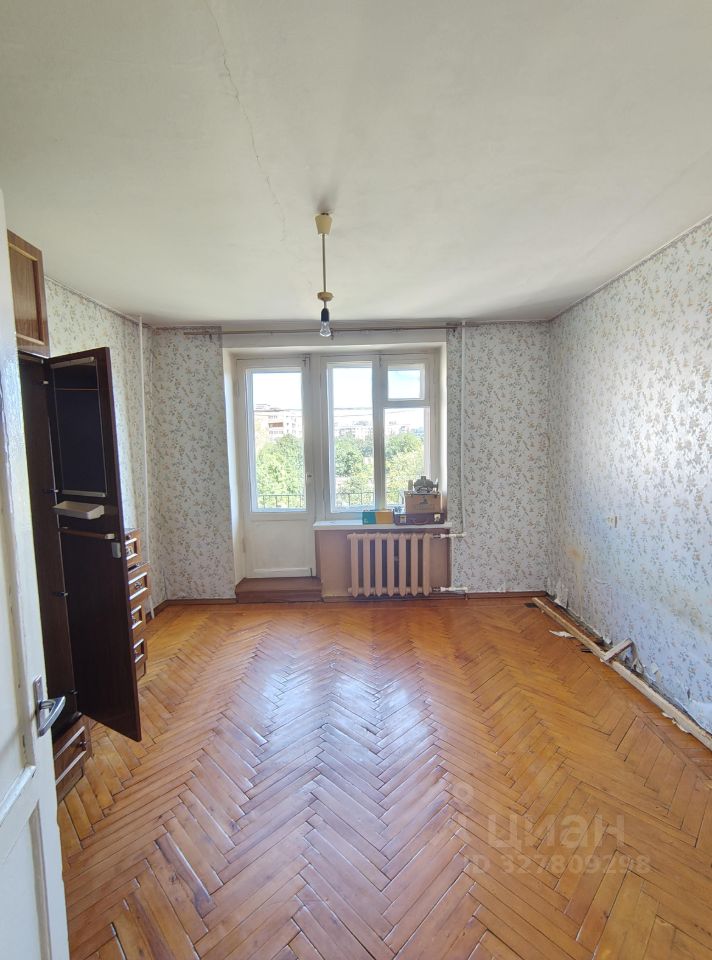 Продажа 2-комн квартиры на вторичном рынке Красное Село, Нарвская улица, 4к1